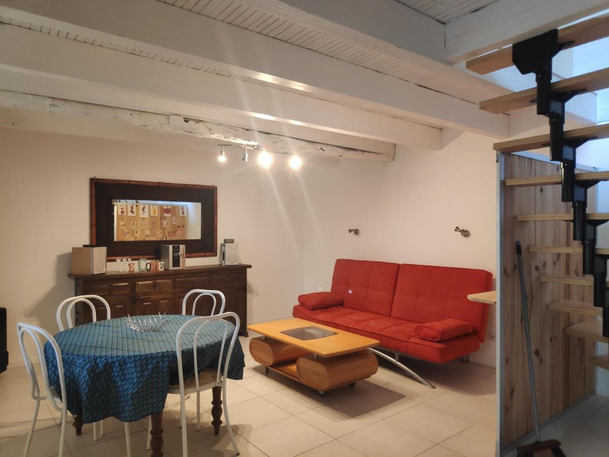 Maison 4 Personnes Caillac Kültér fotó