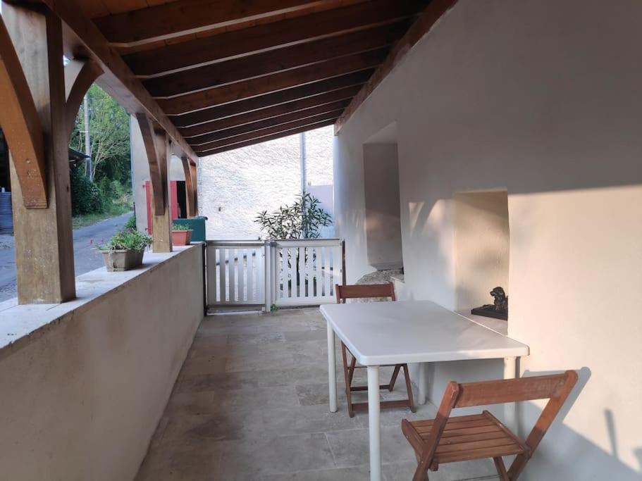 Maison 4 Personnes Caillac Kültér fotó